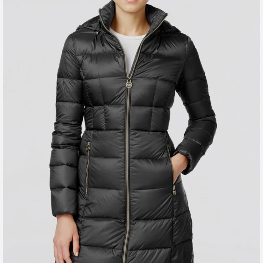 Down filled authentic light Micheal Kors parka in grey
